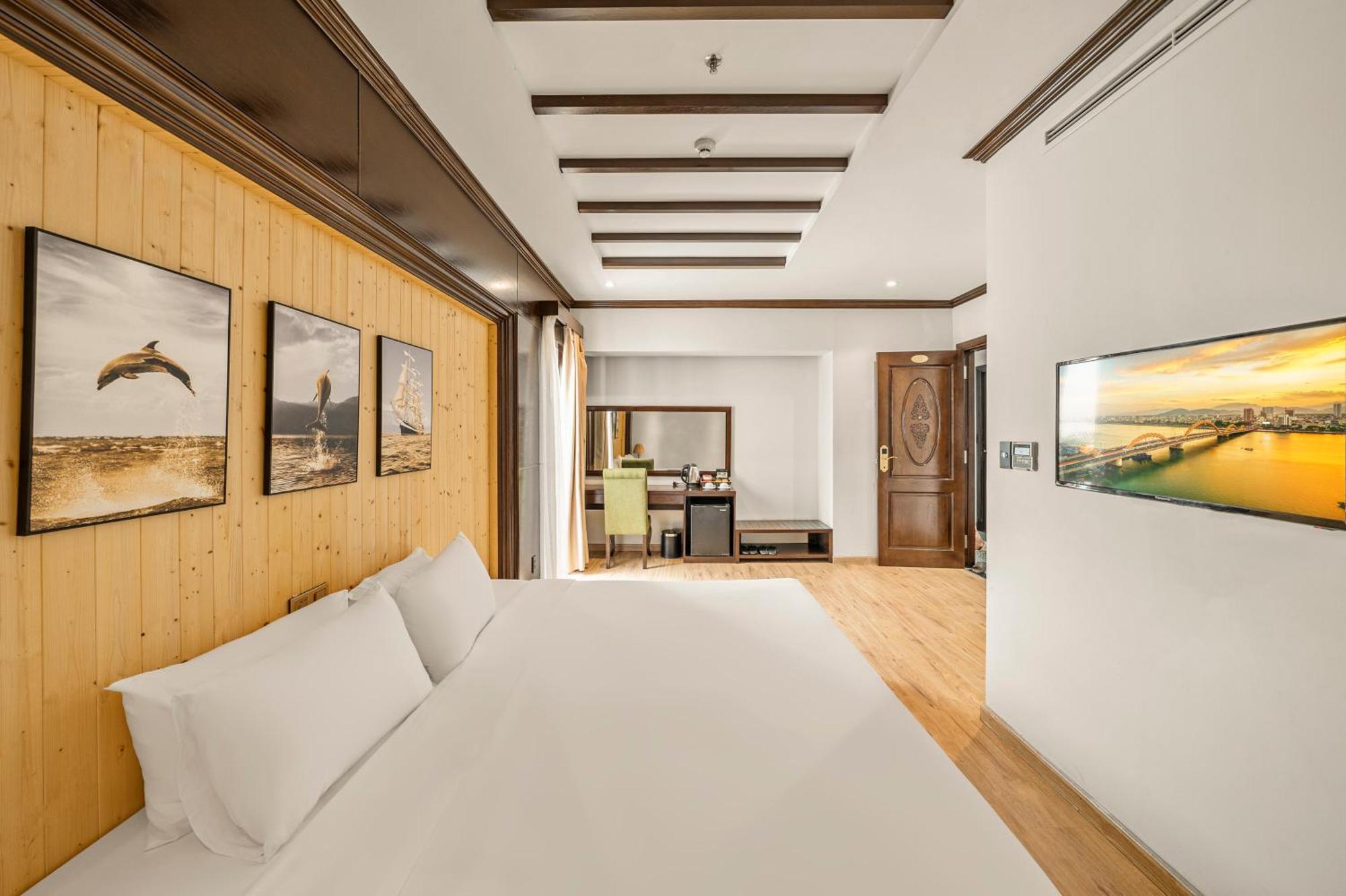 Palazzo Luxury Hotel Дананг Екстер'єр фото